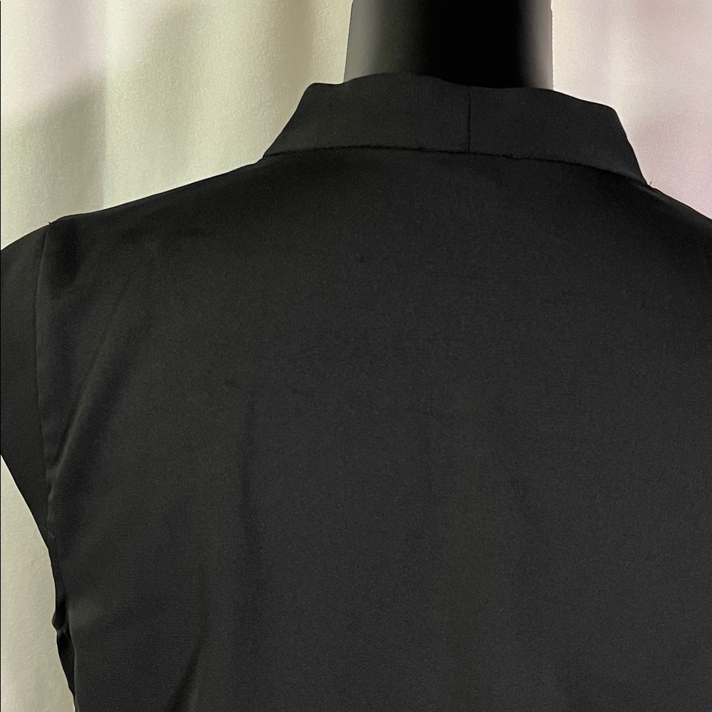 Ann Taylor Factory Black Split V-Neck Cap Sleeve Shift Dress - Picture 11 of 16